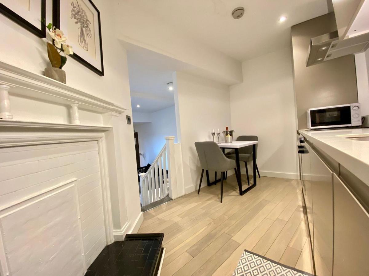 Luxeurs - Victoria Street Apartment *